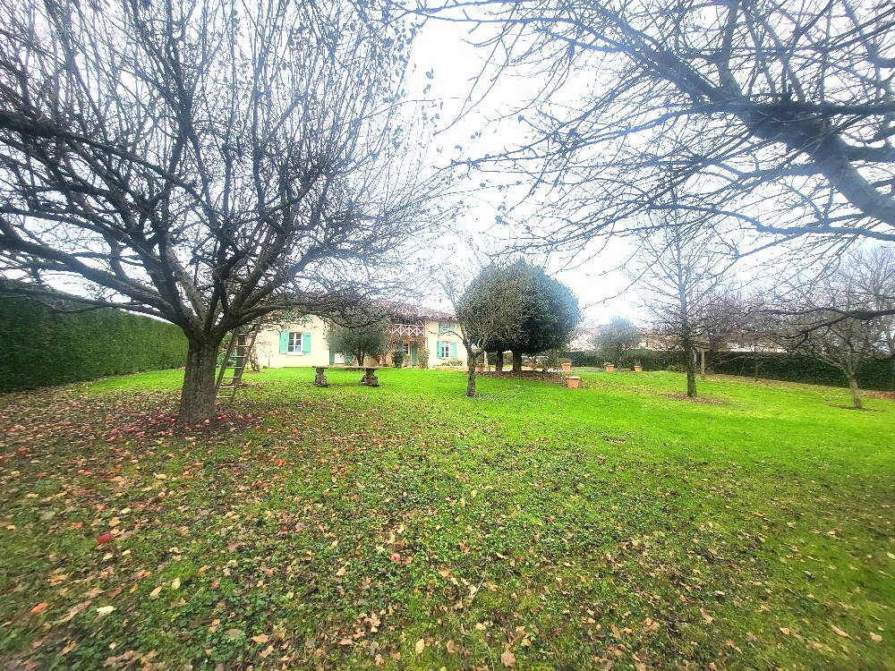 Maison à CHATILLON-SUR-CHALARONNE
