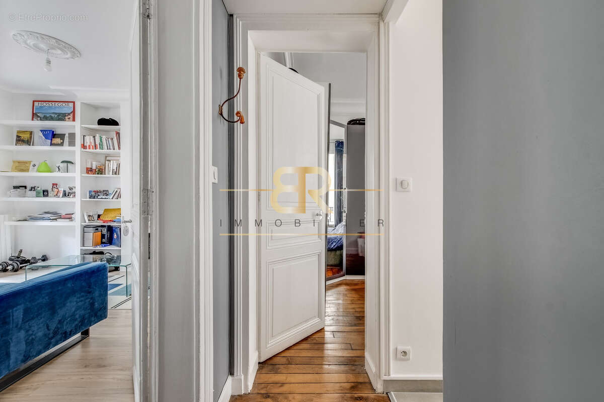 Appartement à PARIS-17E