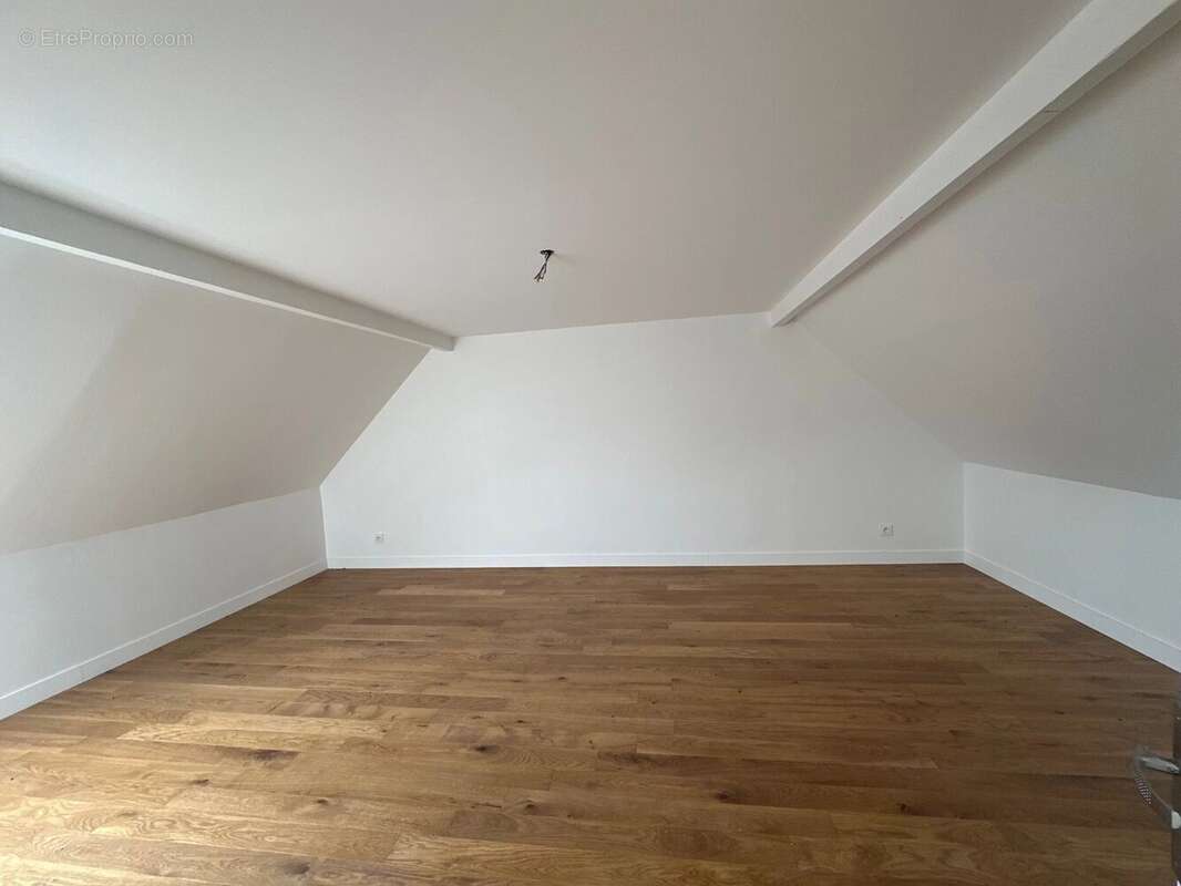 Maison de charme - Boran-Sur-Oise - 365 000 € HAI - photo 7