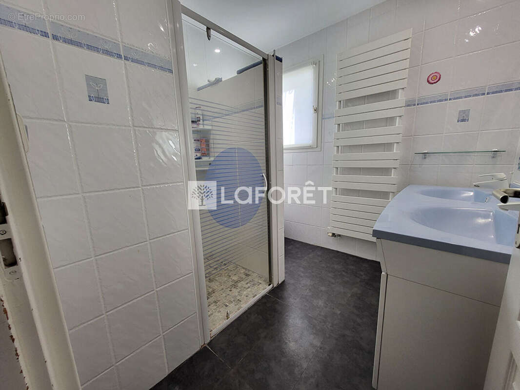 Maison Escource 6 pièces 140 m2 plus double garage de 36 m² - photo 6