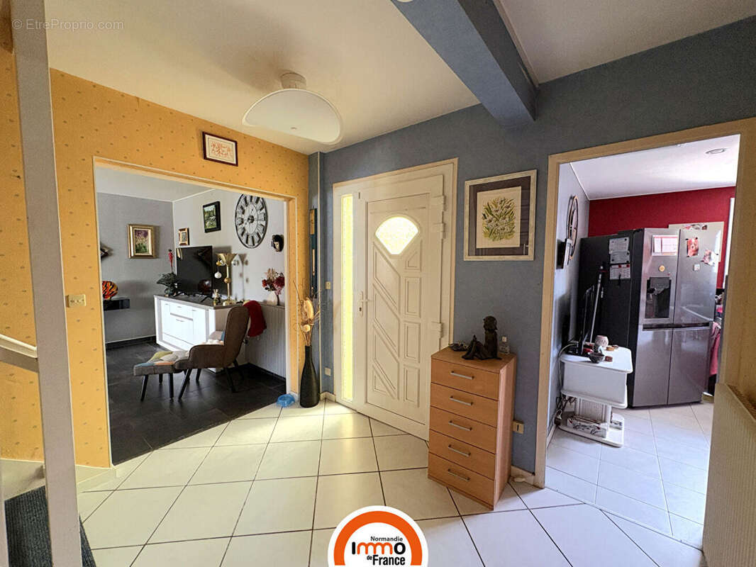 Maison à LA BONNEVILLE-SUR-ITON