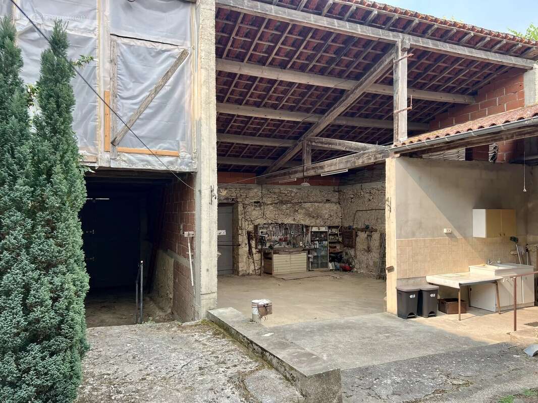 Maison de village avec cour intérieure, garage et atelier au cœur d'une bastide gersoise - photo 15
