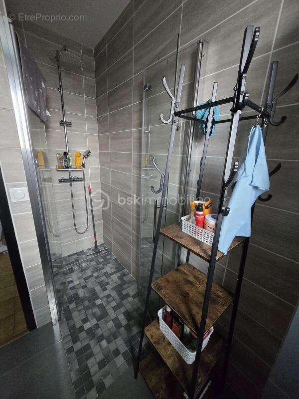 Maison à CERCY-LA-TOUR