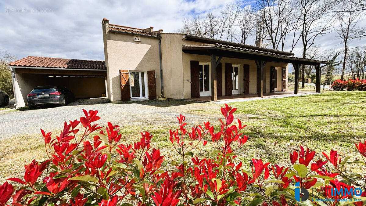 Maison à REALMONT