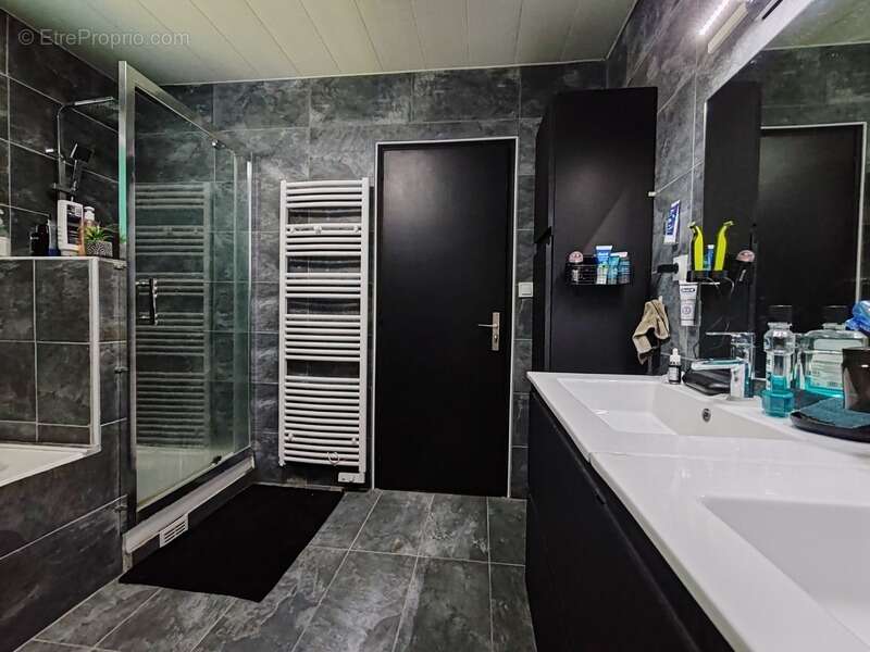 Maison à TREIZE-SEPTIERS