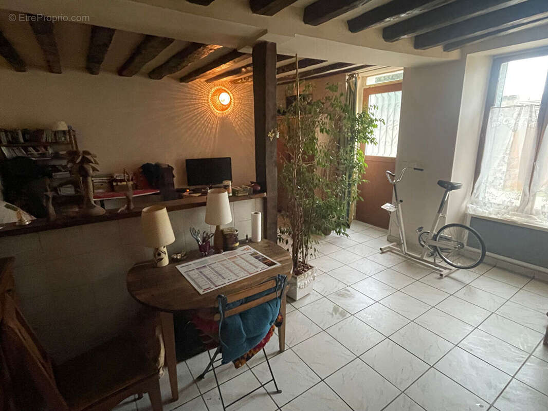 Appartement à MEREVILLE