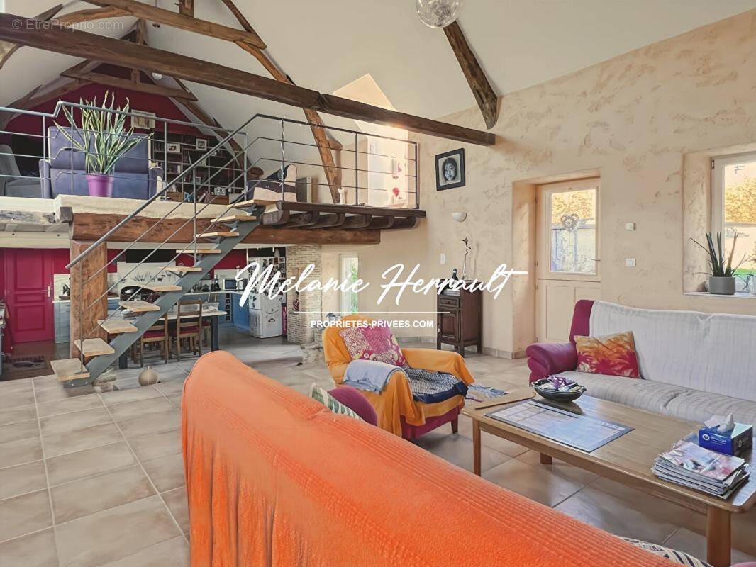 Maison à PARIGNE-L'EVEQUE