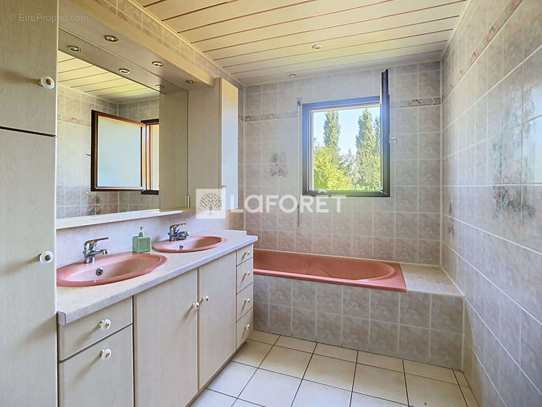 Maison Gael 7 pièce(s) 136 m2 - photo 7