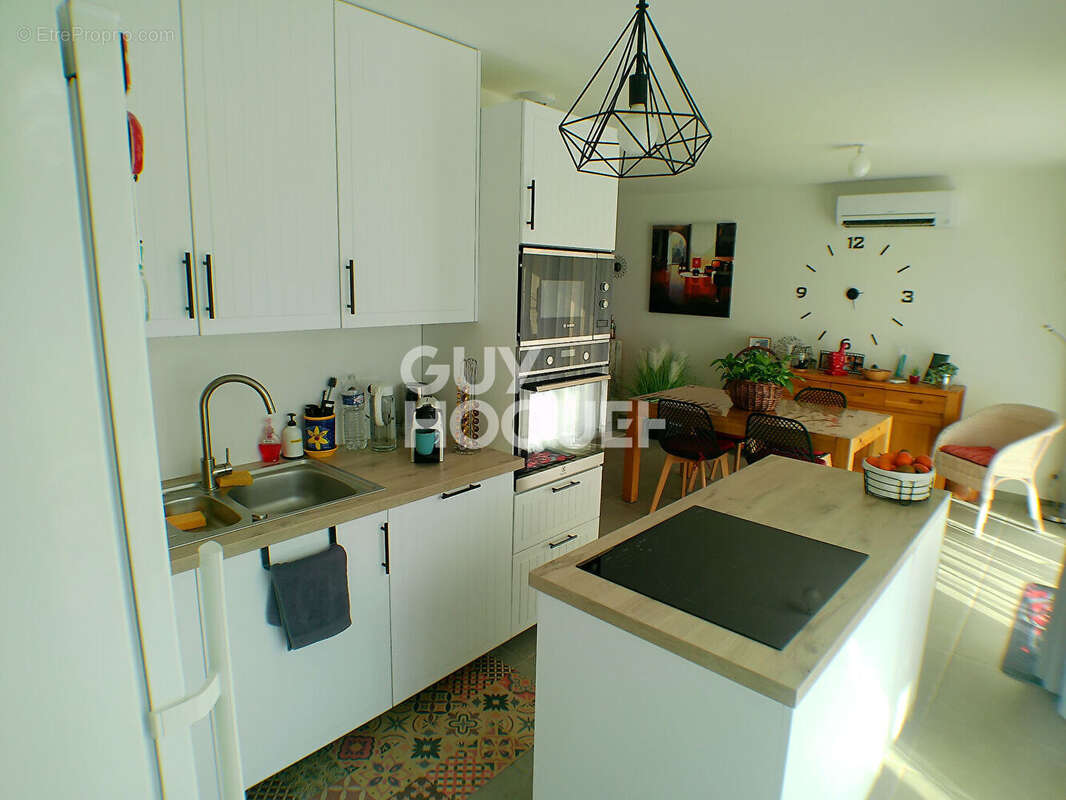 Maison à MORIERES-LES-AVIGNON