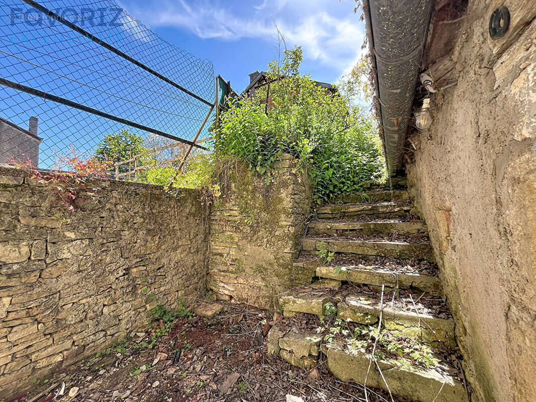 Maison à LIFFOL-LE-GRAND