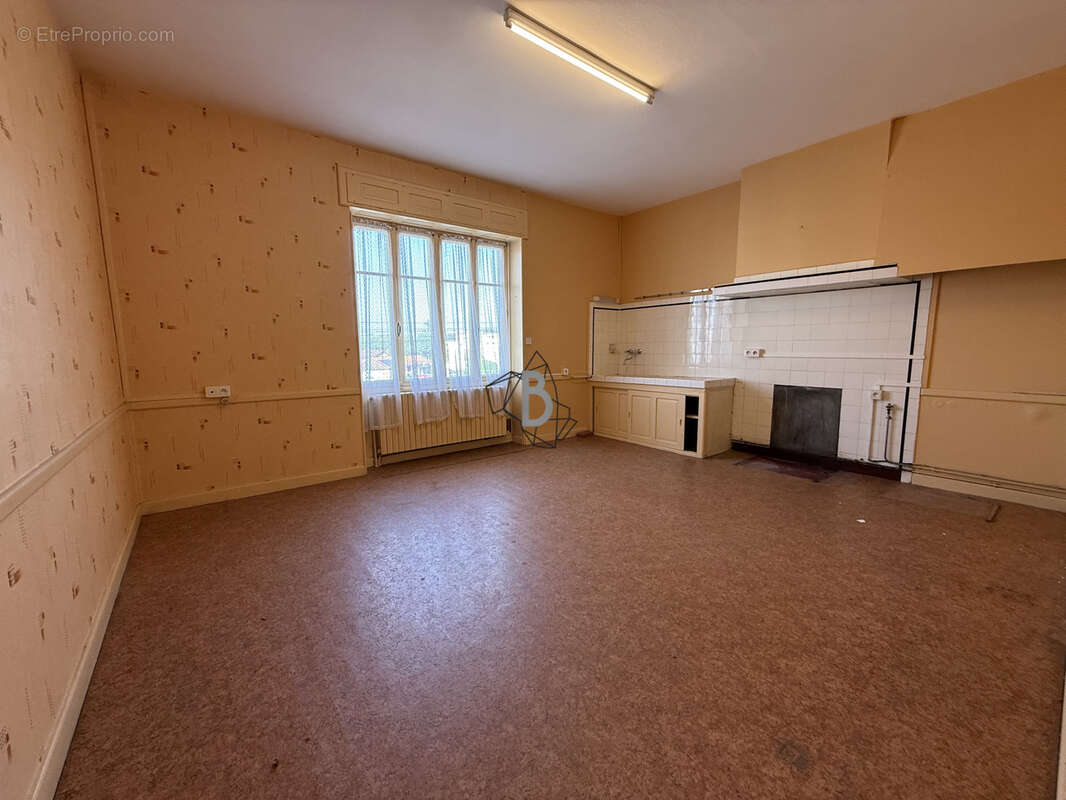 Maison T4 - 120 m2 - Blaye-les-Mines - photo 5