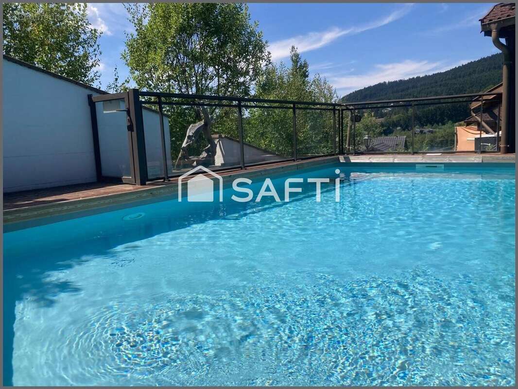 Maison 280 m² à Ban-Sur-Meurthe-Clefcy  - photo 3