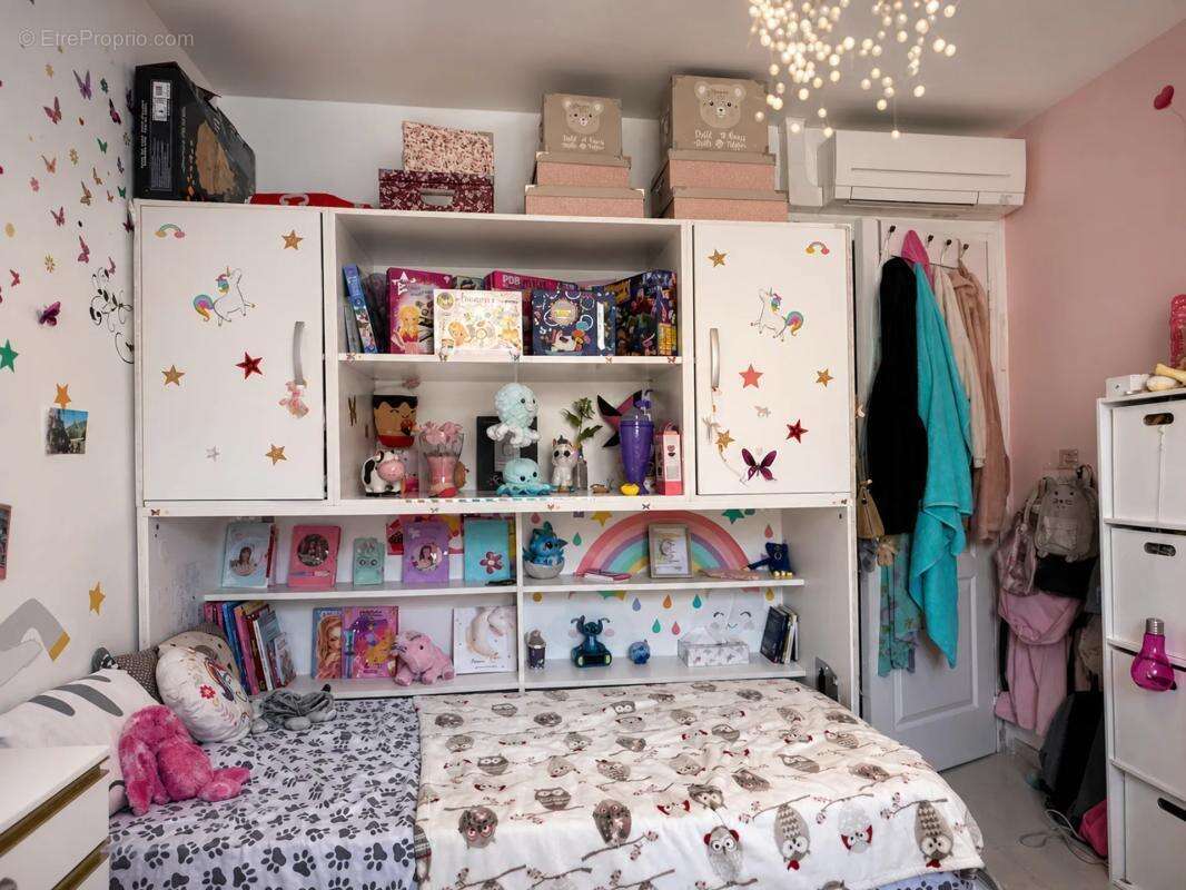 Maison de 7 pièces de 113 m² à Les Roches-de-Condrieu - photo 8