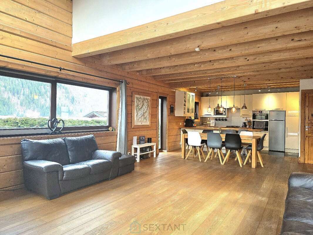 Maison à LES HOUCHES