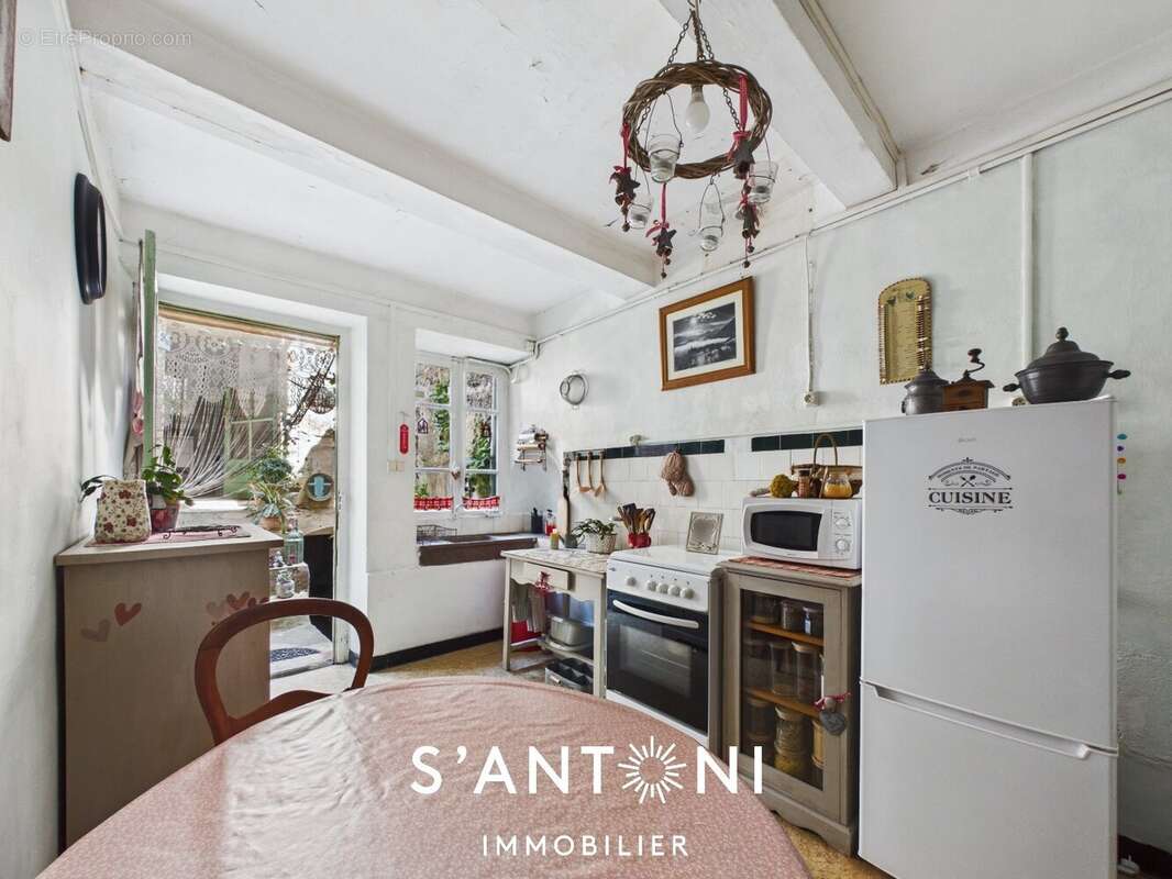 Maison à BESSAN