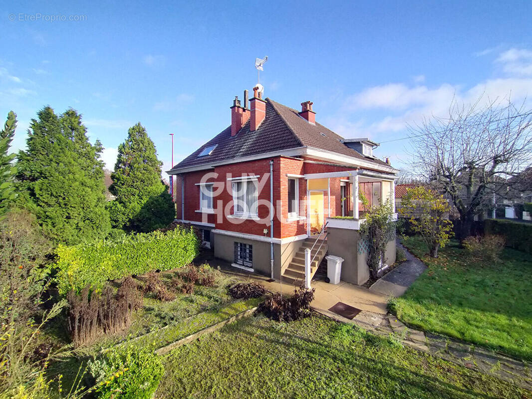 Maison à PERONNE