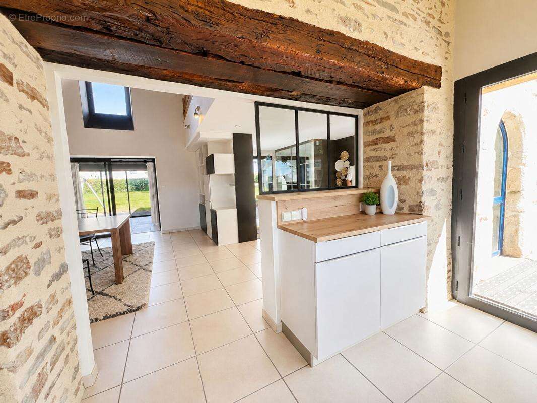 Maison Reguiny - photo 4