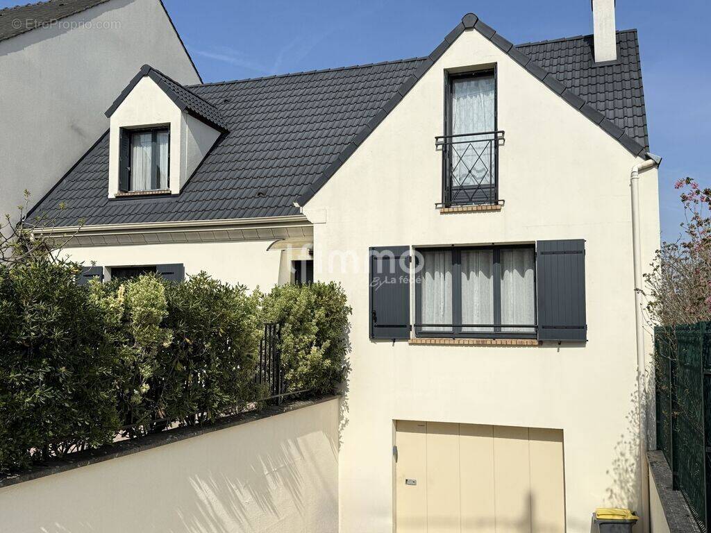 Maison à GOURNAY-SUR-MARNE