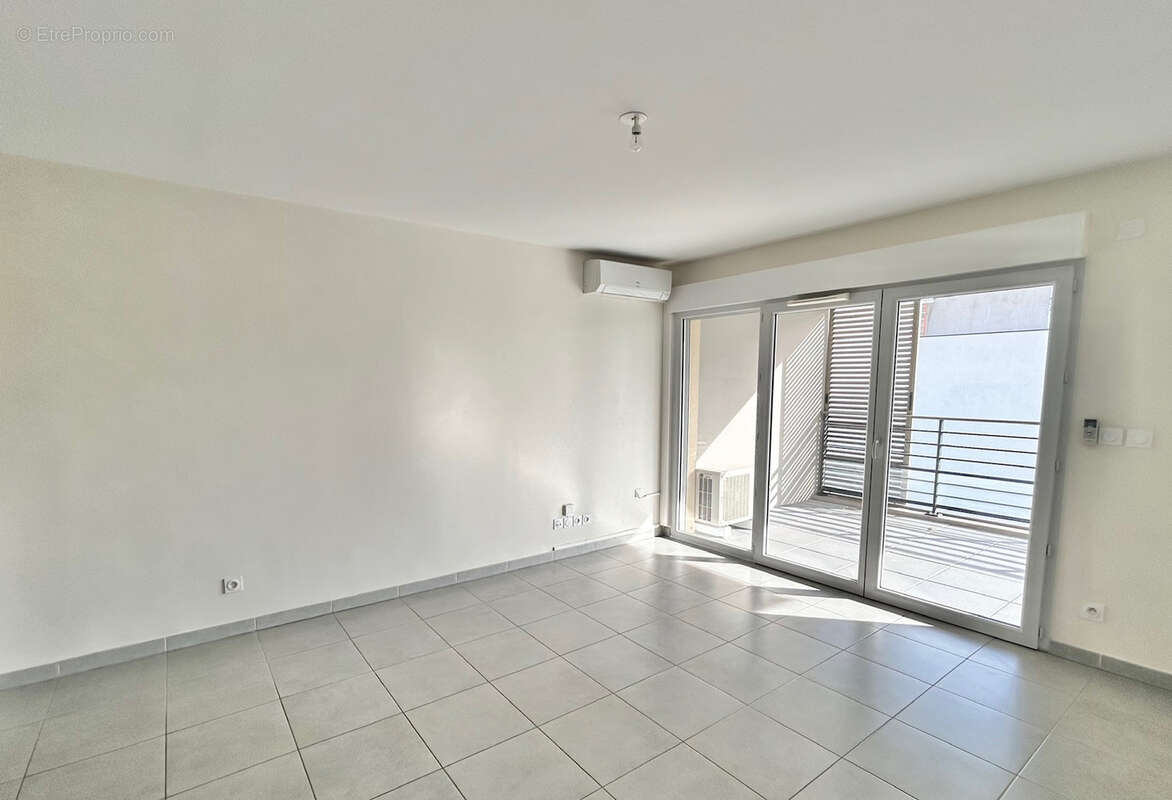 Appartement à FREJUS