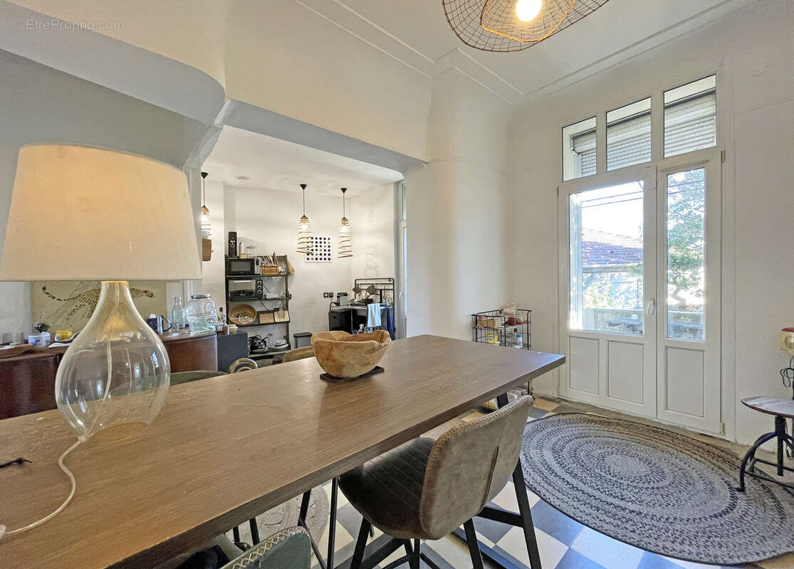 Appartement à NIMES