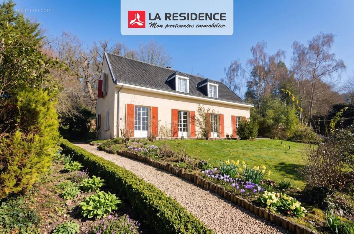 Maison à L'ETANG-LA-VILLE