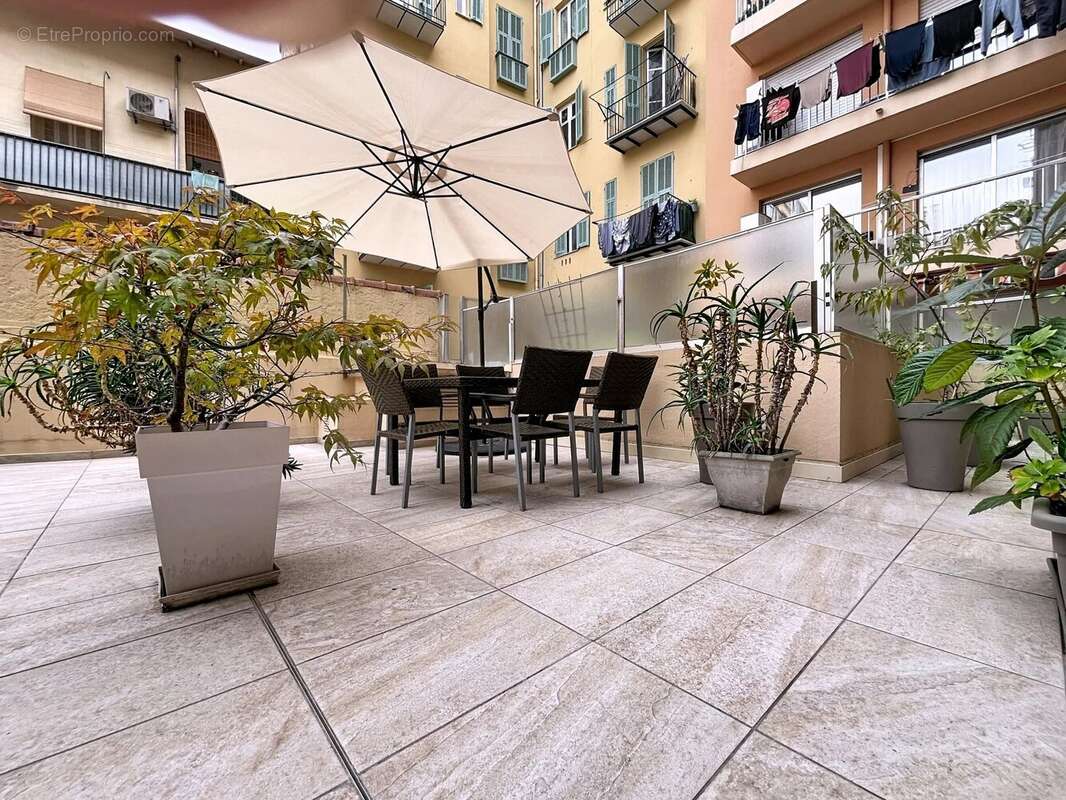 Appartement à NICE