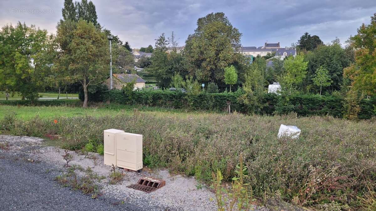 Terrain à bâtir de 312 m² à TEILLE (44) - photo 2