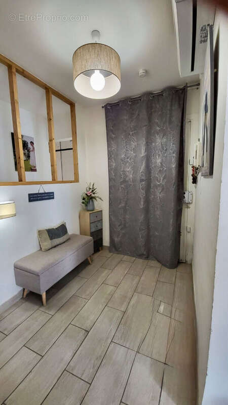 Appartement à MARSEILLE-3E