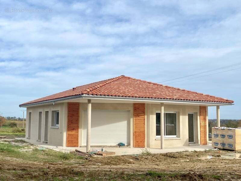 Maison à SAINTE-CHRISTIE-D&#039;ARMAGNAC