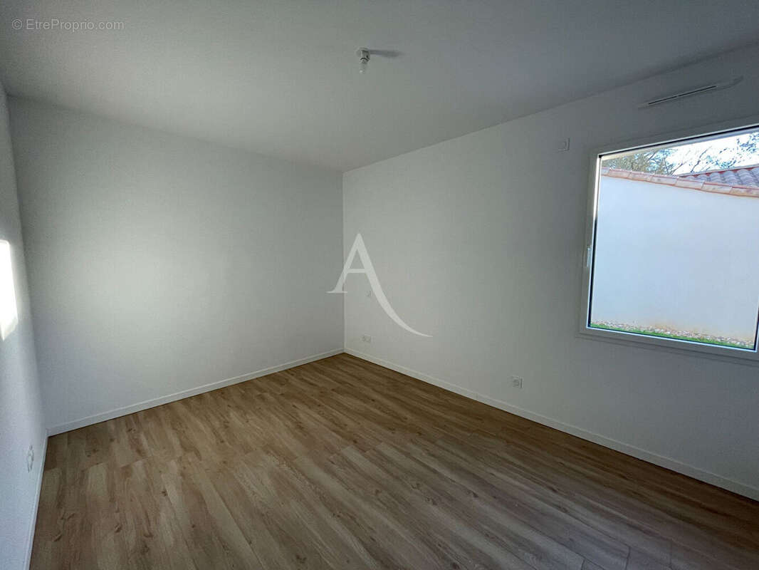 Maison à SAINT-HILAIRE-LA-FORET