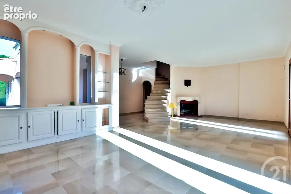 Maison 8 pièces 200 m² à vendre à Villefranche-Sur-Mer (06230) - photo 8