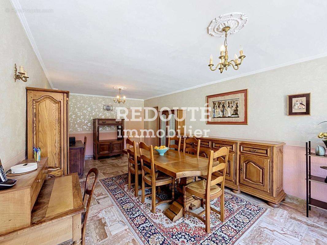 Grande maison T8 environ 250m²  - Hangar - Jardin - Crugny - photo 4