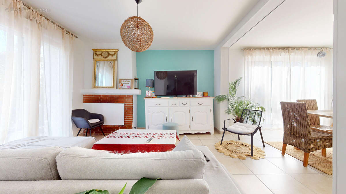 Maison à LEZAT-SUR-LEZE