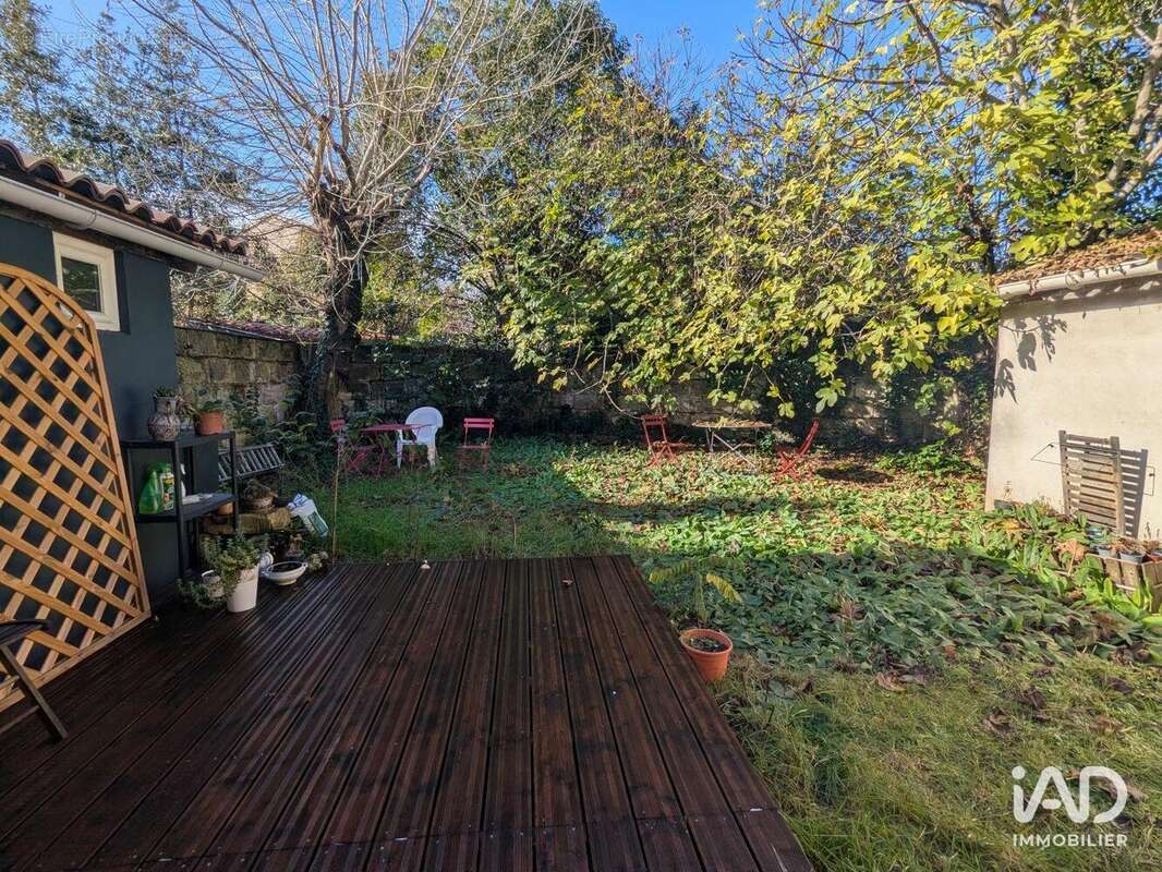 Photo 2 - Commerce à BORDEAUX