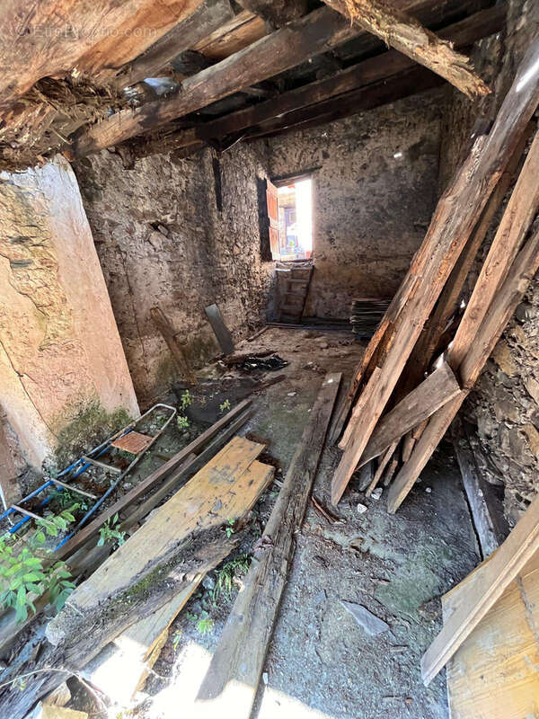 Appartement à TENDE