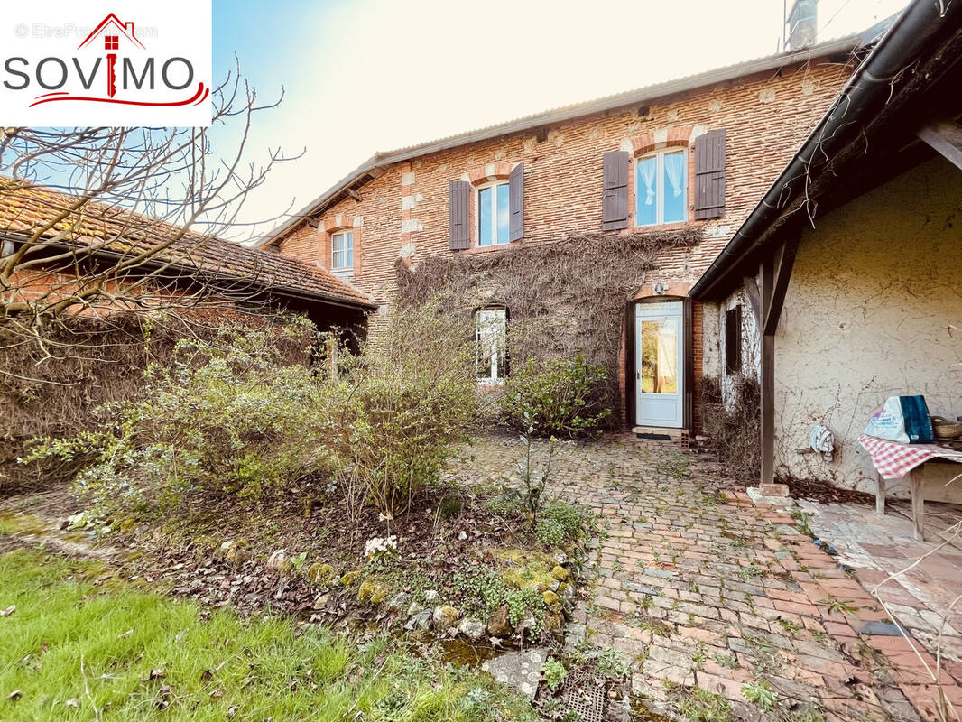 Maison à ROUMAZIERES-LOUBERT