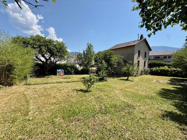 Maison à LEAZ