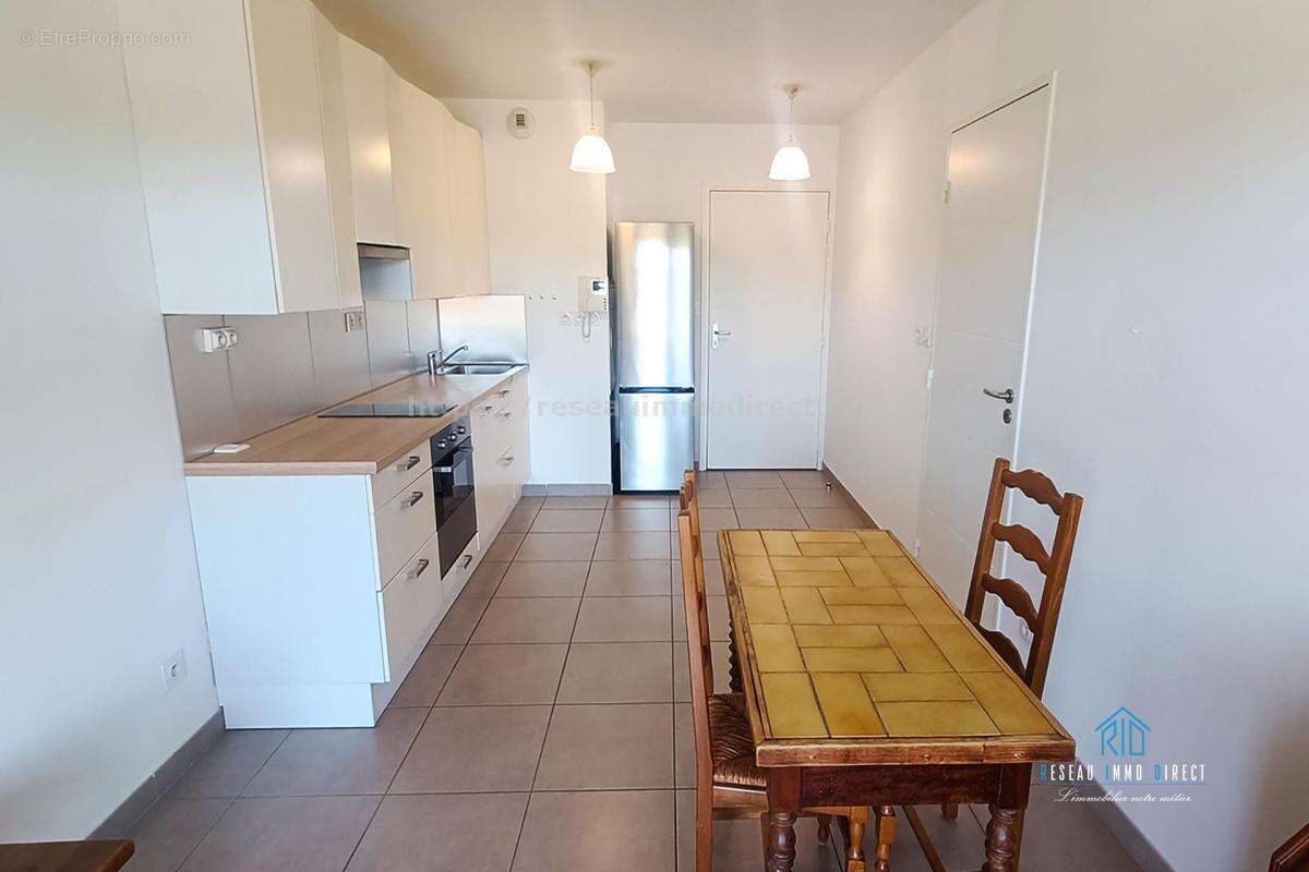 Appartement à LA LONDE-LES-MAURES