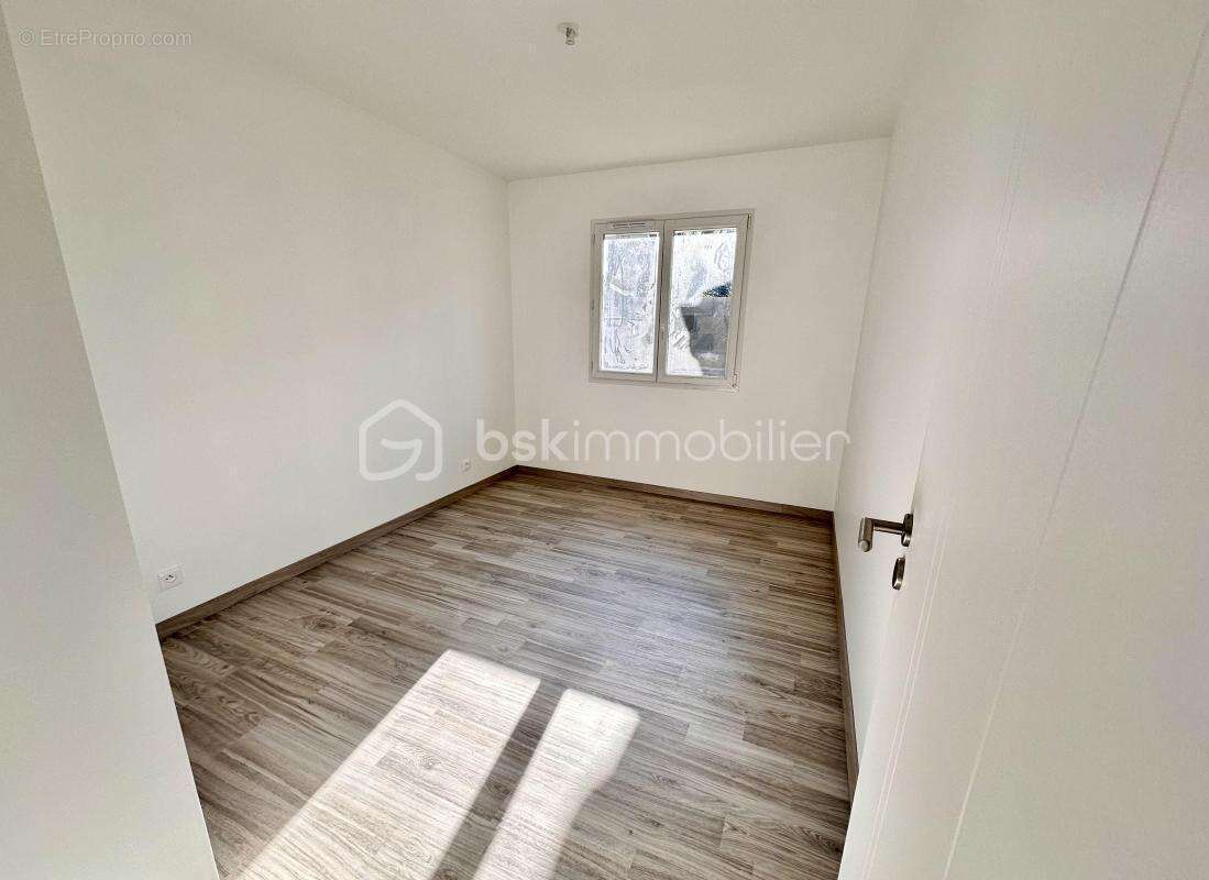 Maison à LENS-LESTANG