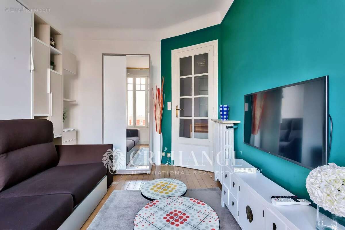Appartement à PARIS-20E