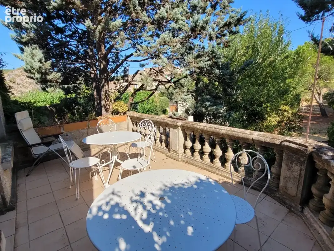 Jolie maison en pierres de 170 m² habitables avec jardin. - photo 3