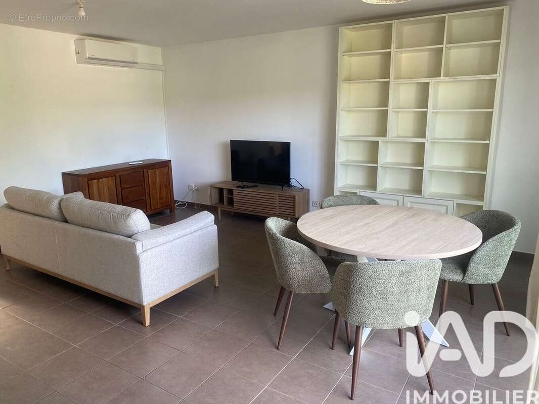 Photo 2 - Appartement à BAIE-MAHAULT