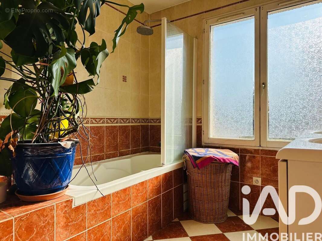 Photo 8 - Maison à SAINT-GERMAIN-LES-ARPAJON