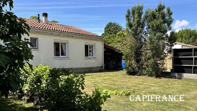 Maison à BALLON