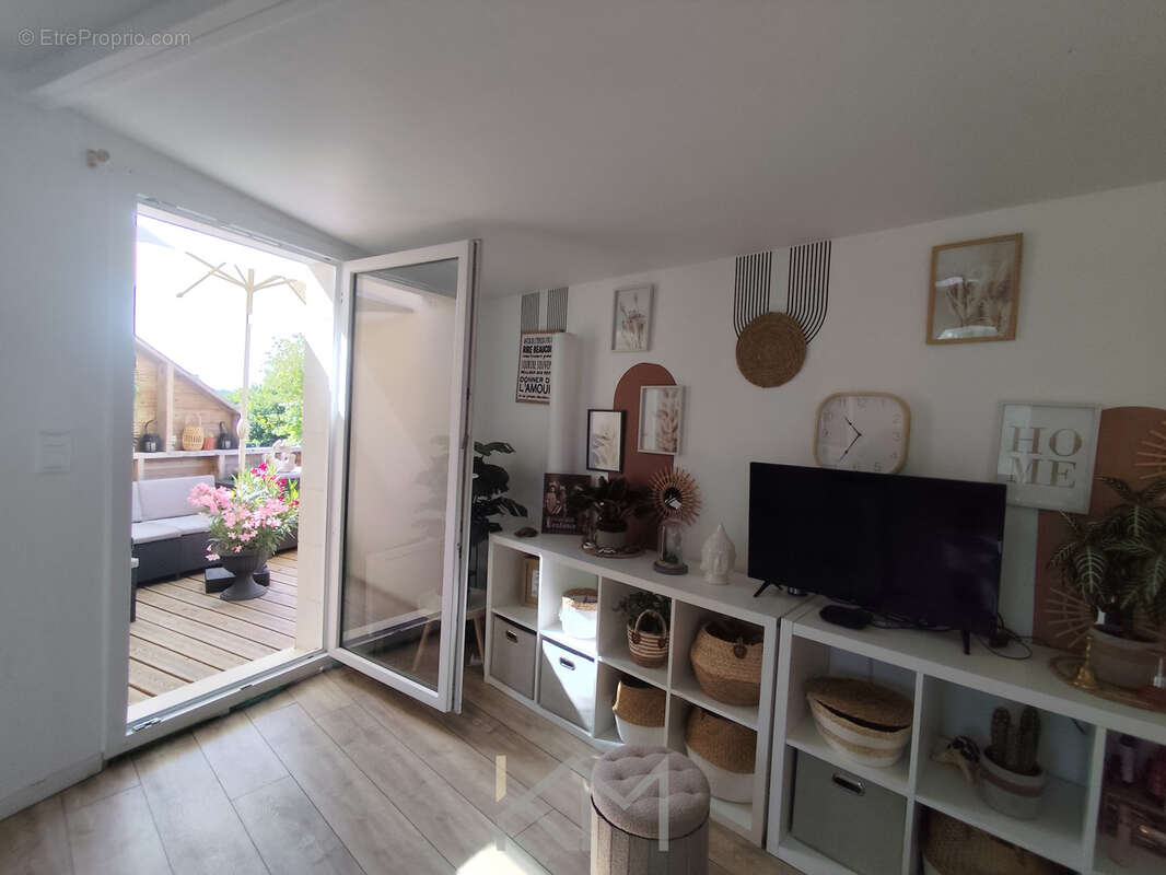 Appartement à ITEUIL