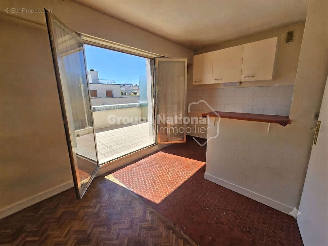 Appartement Versailles 2 pièce(s) 34 m2 + TERRASSE de 17m² - photo 6