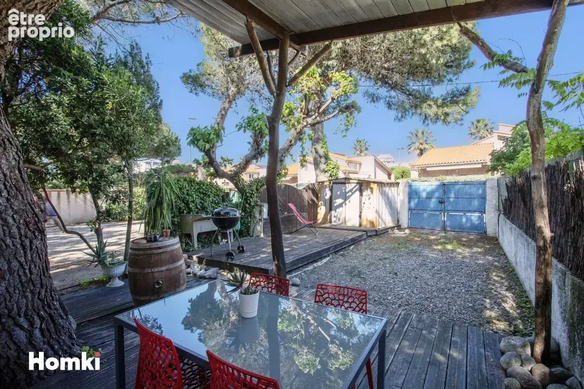 Maison/Villa T9 de 234 m² à Saint-Cyprien 66750 - photo 2