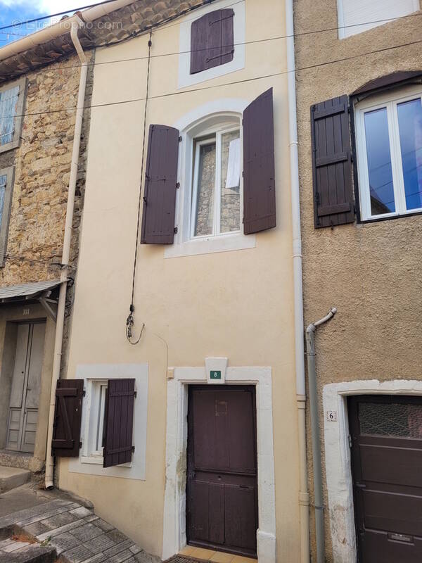 Maison à SAINT-GENIES-DE-FONTEDIT