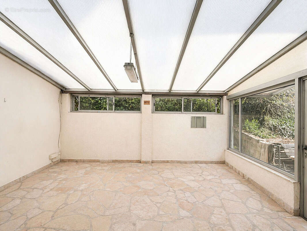 Maison Barbonne-fayel 7 pièce(s) 171 m2 - photo 4