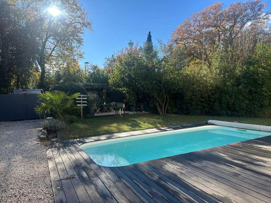 Maison à SAINT-JEAN-DE-CORNIES